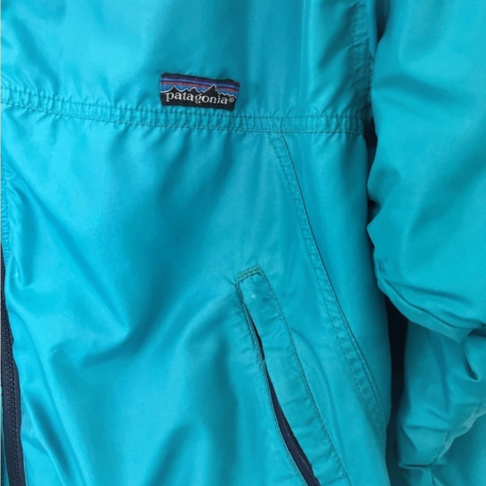 Patagonia Men's Teal/Turquoise Lightweight Jacket with Blue Fleece Lining - Picture 7 of 8